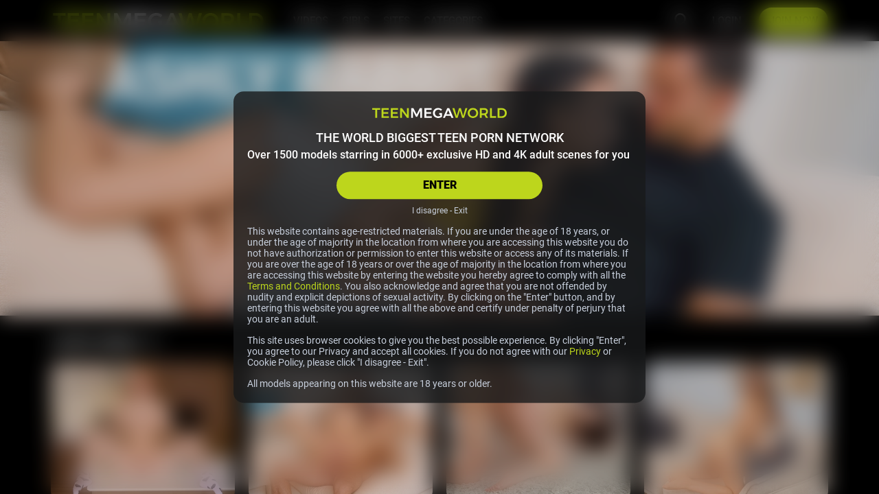 Screenshot of teenmegaworld.net